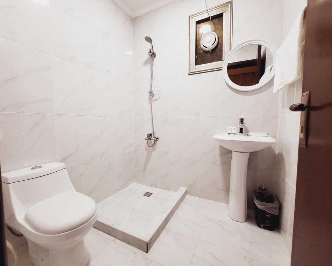 Ferienwohnung De Iris Regency Fahaheel Kuwait City Exterior foto