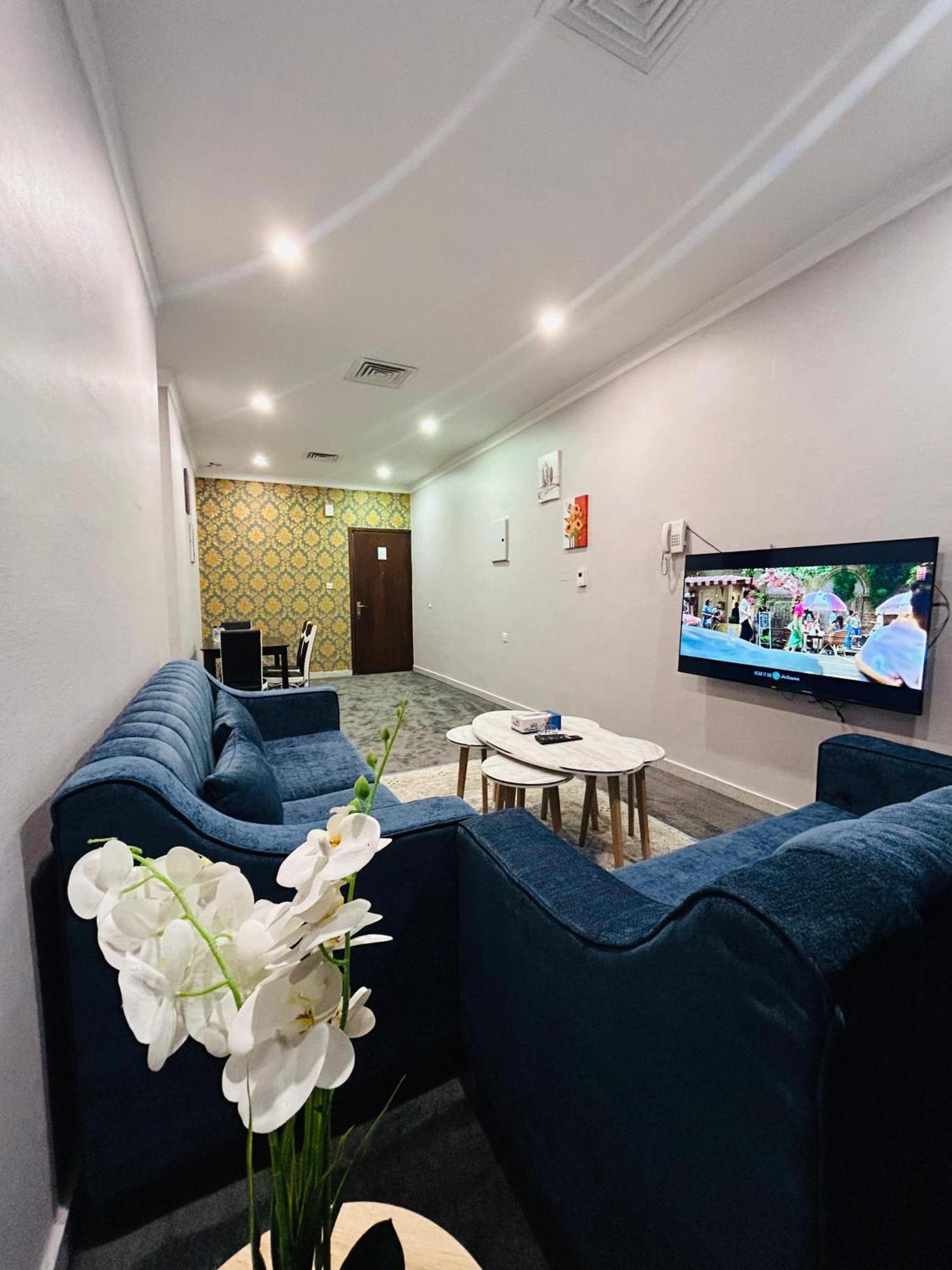 Ferienwohnung De Iris Regency Fahaheel Kuwait City Exterior foto